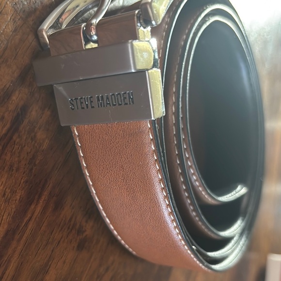 Steve Madden Tan Leather Belt with Silver Buckle - Picture 1 of 9